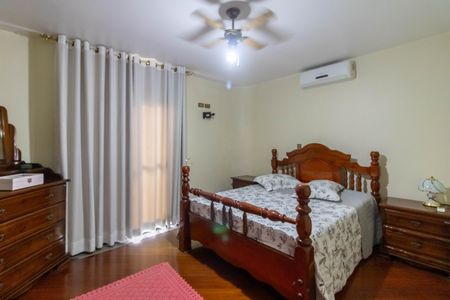 Casa à venda com 289m², 3 quartos e 5 vagas Casa à venda com 289m², 3 quartos e 5 vagasSuíte 1