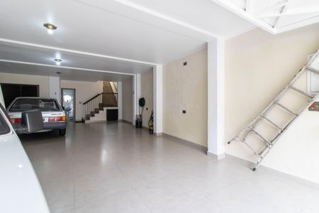 Casa à venda com 289m², 3 quartos e 5 vagas Casa à venda com 289m², 3 quartos e 5 vagasGaragem