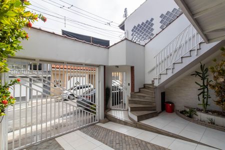 Casa à venda com 289m², 3 quartos e 5 vagas Casa à venda com 289m², 3 quartos e 5 vagasEntrada