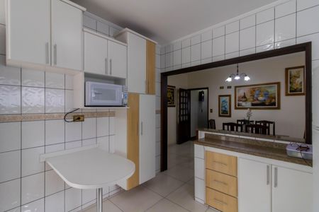 Casa à venda com 289m², 3 quartos e 5 vagas Casa à venda com 289m², 3 quartos e 5 vagasCozinha