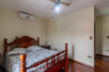 Casa à venda com 289m², 3 quartos e 5 vagas Casa à venda com 289m², 3 quartos e 5 vagasSuíte 1