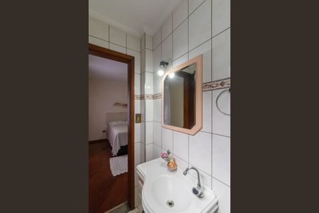 Casa à venda com 289m², 3 quartos e 5 vagas Casa à venda com 289m², 3 quartos e 5 vagasBanheiro Suíte 2