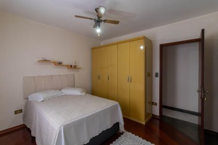 Casa à venda com 289m², 3 quartos e 5 vagas Casa à venda com 289m², 3 quartos e 5 vagasSuíte 2