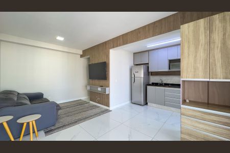 Sala de apartamento para alugar com 3 quartos, 92m² em Santo Amaro, São Paulo