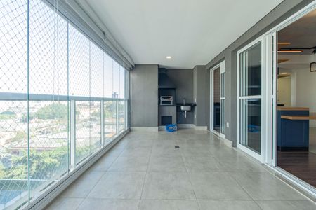 Apartamento à venda com 140m², 3 quartos e 2 vagasVaranda