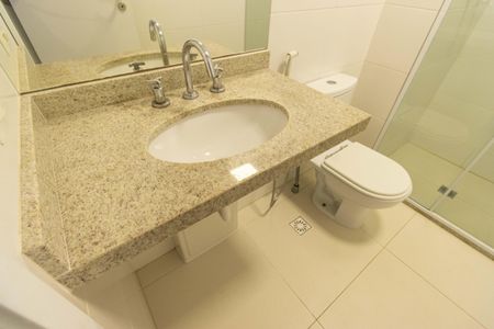 Apartamento à venda com 140m², 3 quartos e 2 vagasBanheiro da Suíte 1