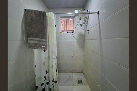 Casa para alugar com 180m², 1 quarto e 1 vaga Casa para alugar com 180m², 1 quarto e 1 vagaBanheiro social