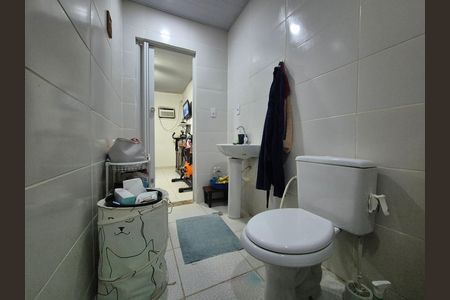 Casa para alugar com 180m², 1 quarto e 1 vaga Casa para alugar com 180m², 1 quarto e 1 vagaBanheiro social