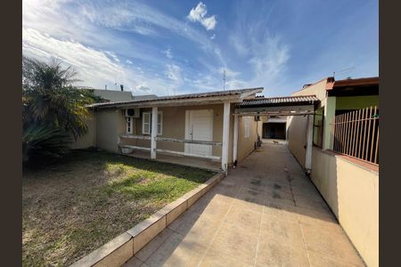 Casa à venda com 138m², 3 quartos e 2 vagasFachada da Casa