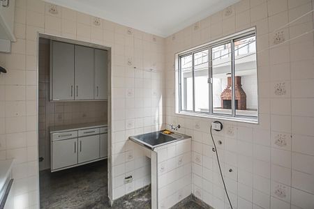 Casa para alugar com 317m², 4 quartos e 4 vagas Casa para alugar com 317m², 4 quartos e 4 vagasÁrea de Serviço