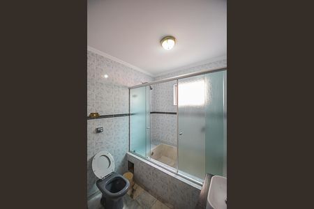 Casa para alugar com 317m², 4 quartos e 4 vagas Casa para alugar com 317m², 4 quartos e 4 vagasBanheiro da Suíte 3