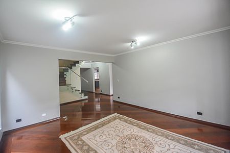 Casa para alugar com 317m², 4 quartos e 4 vagas Casa para alugar com 317m², 4 quartos e 4 vagasSala 1