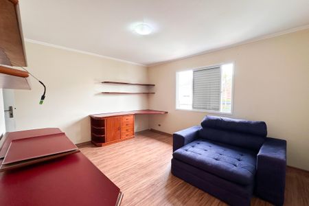 Casa para alugar com 317m², 4 quartos e 4 vagasSuíte 2