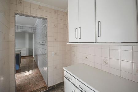 Casa para alugar com 317m², 4 quartos e 4 vagas Casa para alugar com 317m², 4 quartos e 4 vagasÁrea de Serviço