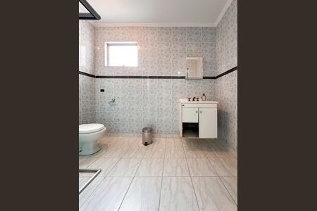 Casa para alugar com 317m², 4 quartos e 4 vagasBanheiro da Suíte 2