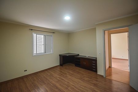 Casa para alugar com 317m², 4 quartos e 4 vagas Casa para alugar com 317m², 4 quartos e 4 vagasSuíte 3