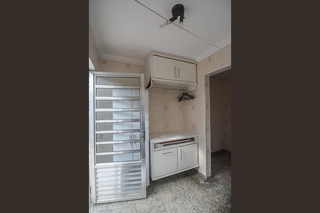 Casa para alugar com 317m², 4 quartos e 4 vagas Casa para alugar com 317m², 4 quartos e 4 vagasÁrea de Serviço