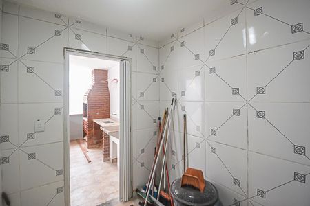 Casa para alugar com 317m², 4 quartos e 4 vagas Casa para alugar com 317m², 4 quartos e 4 vagasQuarto de Serviço