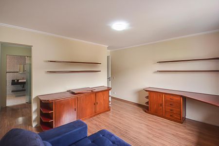 Casa para alugar com 317m², 4 quartos e 4 vagas Casa para alugar com 317m², 4 quartos e 4 vagasSuíte 2