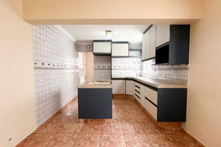 Casa para alugar com 317m², 4 quartos e 4 vagasCozinha