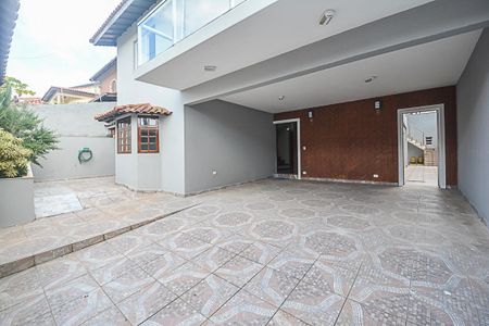 Casa para alugar com 317m², 4 quartos e 4 vagas Casa para alugar com 317m², 4 quartos e 4 vagasGaragem