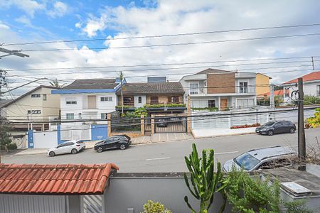 Casa para alugar com 317m², 4 quartos e 4 vagas Casa para alugar com 317m², 4 quartos e 4 vagasVista da Suíte 2