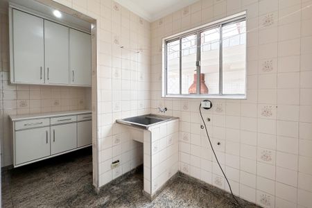 Casa para alugar com 317m², 4 quartos e 4 vagasÁrea de Serviço