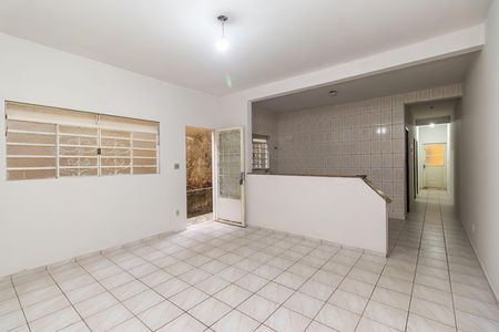Casa à venda com 340m², 3 quartos e 1 vaga Casa à venda com 340m², 3 quartos e 1 vagaSala