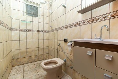 Casa à venda com 340m², 3 quartos e 1 vaga Casa à venda com 340m², 3 quartos e 1 vagaBanheiro da Suíte