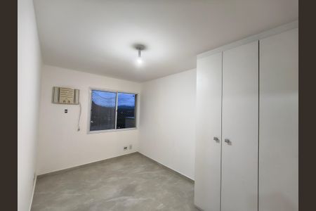 Suíte de apartamento para alugar com 3 quartos, 115m² em Jacarepaguá, Rio de Janeiro