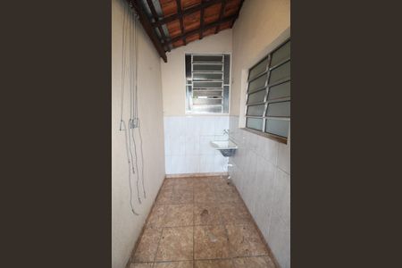 Casa para alugar com 80m², 2 quartos e 2 vagasÁrea de Serviço