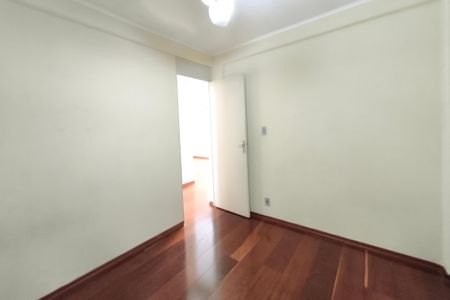 Quarto 2 de apartamento para alugar com 2 quartos, 52m² em Parque Residencial Vila União, Campinas