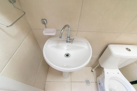 Apartamento para alugar com 42m², 2 quartos e sem vaga Apartamento para alugar com 42m², 2 quartos e sem vagaBanheiro