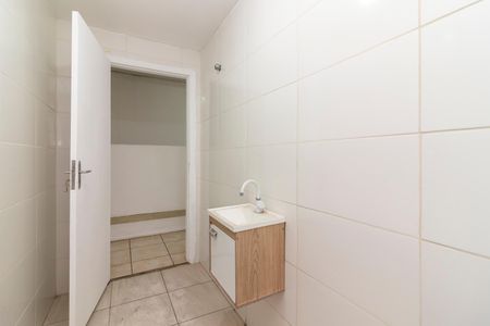 Casa para alugar com 280m², 3 quartos e 1 vaga Casa para alugar com 280m², 3 quartos e 1 vagaBanheiro 2