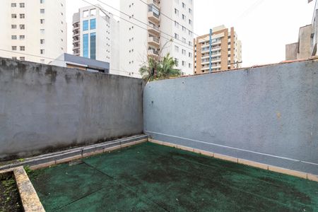 Casa para alugar com 280m², 3 quartos e 1 vaga Casa para alugar com 280m², 3 quartos e 1 vagaQuintal Frontal