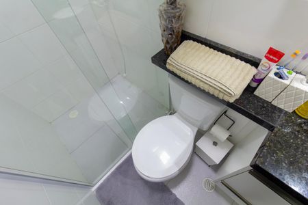 Apartamento à venda com 47m², 2 quartos e 1 vaga Apartamento à venda com 47m², 2 quartos e 1 vagaBanheiro