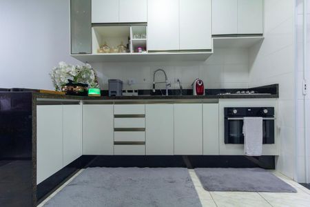 Apartamento à venda com 47m², 2 quartos e 1 vaga Apartamento à venda com 47m², 2 quartos e 1 vagaCozinha