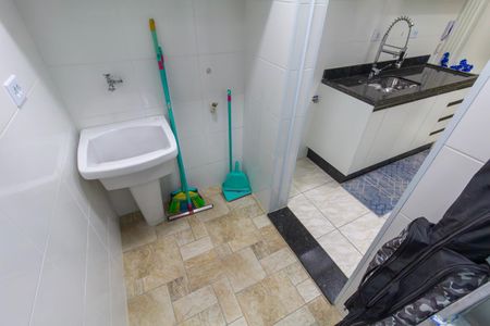 Apartamento à venda com 47m², 2 quartos e sem vaga Apartamento à venda com 47m², 2 quartos e sem vagaÁrea de Serviço