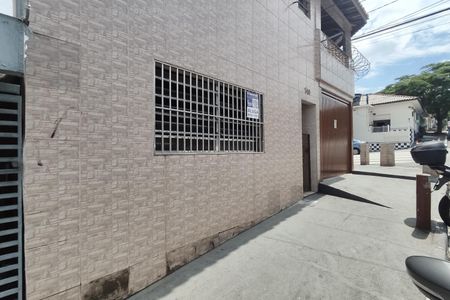 Casa para alugar com 100m², 2 quartos e 1 vagaFachada