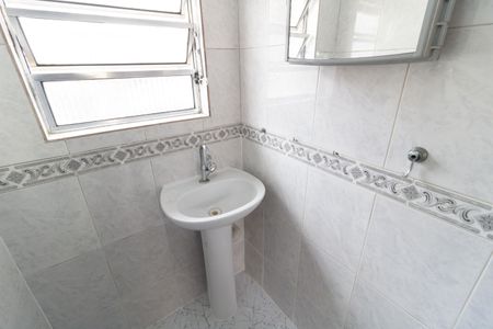 Casa para alugar com 100m², 2 quartos e 1 vagaBanheiro 1