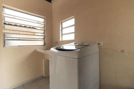 Casa para alugar com 100m², 2 quartos e 1 vagaÁrea de Serviço