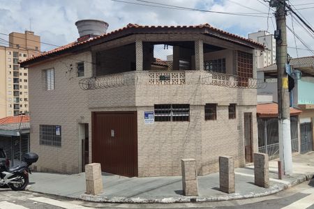 Casa para alugar com 100m², 2 quartos e 1 vagaFachada