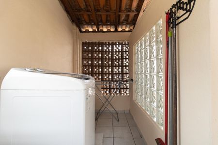 Casa para alugar com 100m², 2 quartos e 1 vagaÁrea de Serviço