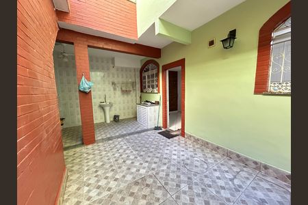 Área externa de casa de condomínio para alugar com 3 quartos, 239m² em Vila Valqueire, Rio de Janeiro