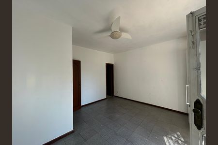 Casa de condomínio para alugar com 239m², 3 quartos e 1 vagaSuíte
