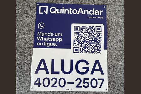Casa de condomínio para alugar com 239m², 3 quartos e 1 vagaPlaca