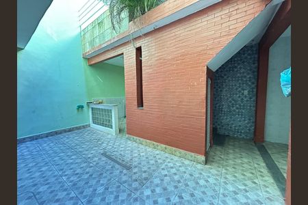 Casa de condomínio para alugar com 239m², 3 quartos e 1 vagaÁrea externa