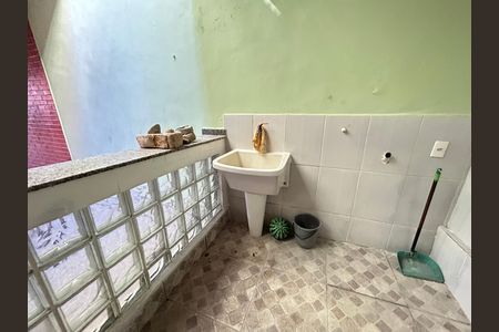 Casa de condomínio para alugar com 239m², 3 quartos e 1 vagaÁrea de Serviço