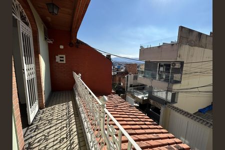 Casa de condomínio para alugar com 239m², 3 quartos e 1 vagaVaranda da Suíte
