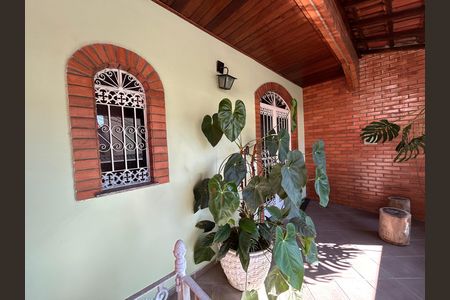 Varanda de casa de condomínio para alugar com 3 quartos, 239m² em Vila Valqueire, Rio de Janeiro